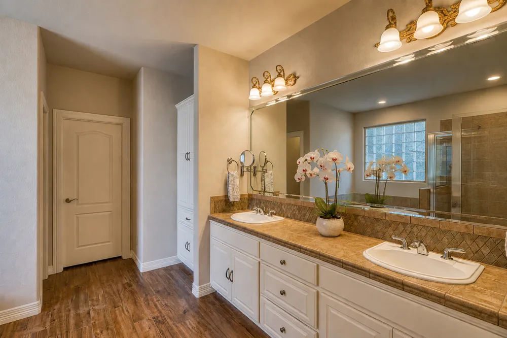 105 Lachite Horseshoe Bay, TX 78657