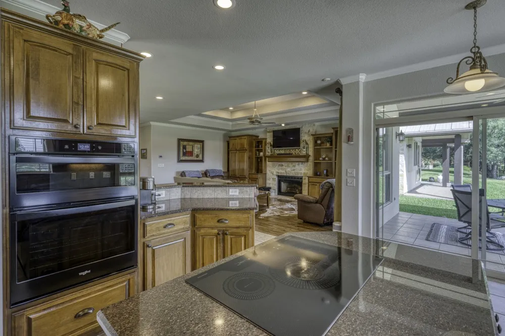 105 Lachite Horseshoe Bay, TX 78657
