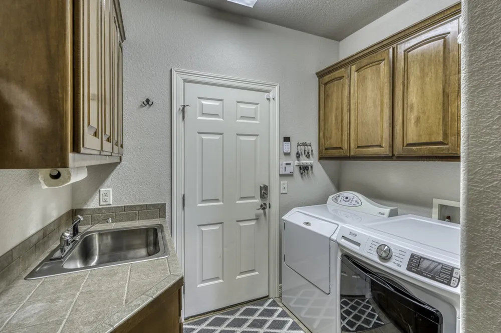 105 Lachite Horseshoe Bay, TX 78657