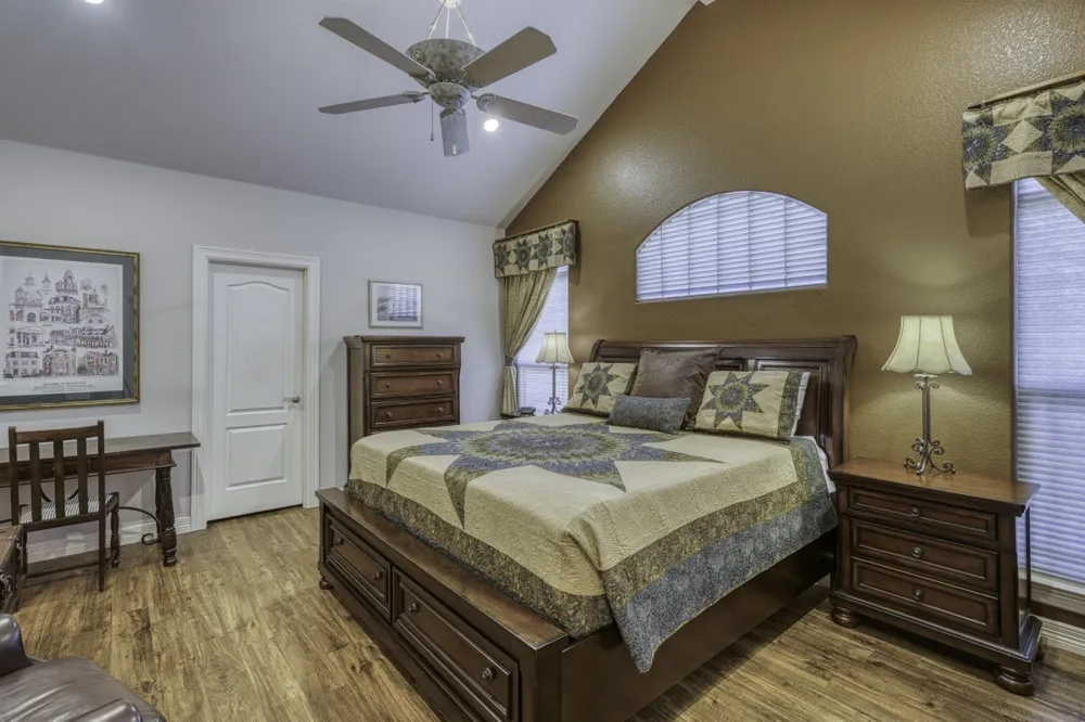 105 Lachite Horseshoe Bay, TX 78657