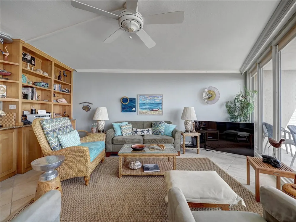6649 Seacomber Drive #408 Port Aransas, TX 78373