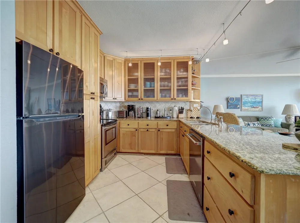 6649 Seacomber Drive #408 Port Aransas, TX 78373