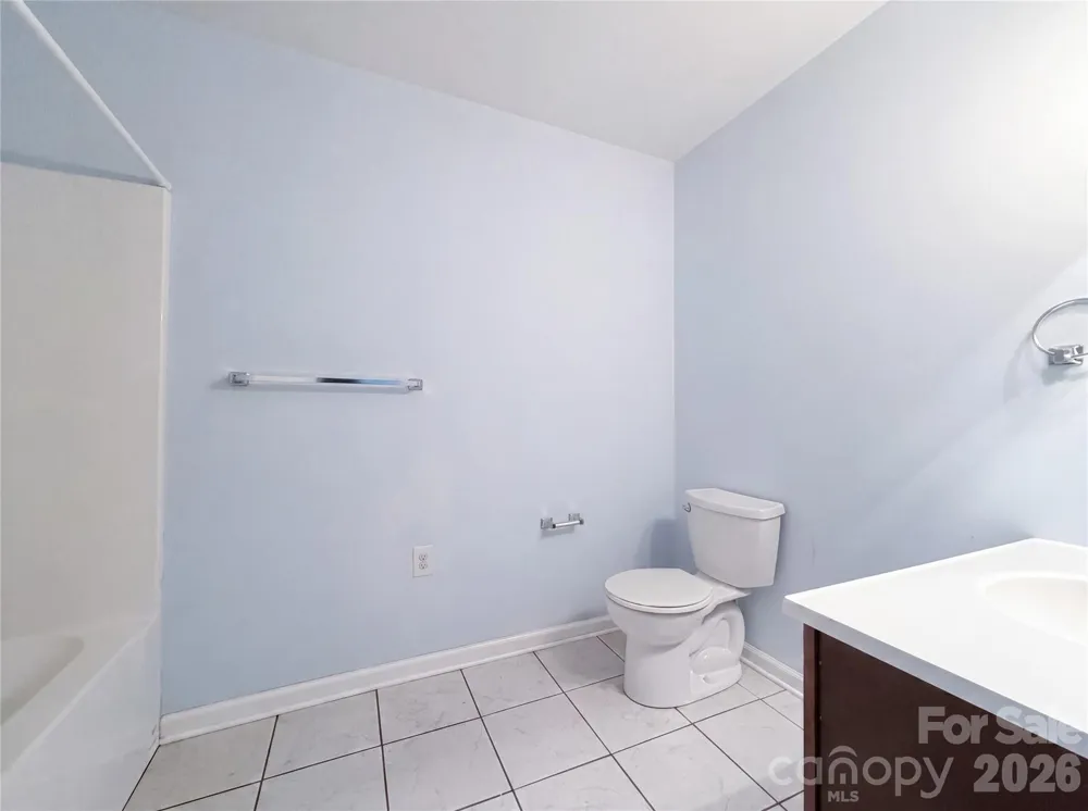 1580 W Cloaninger Avenue Statesville, NC 28625