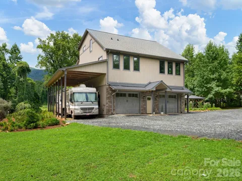 364 Hallelujah Hill Lane