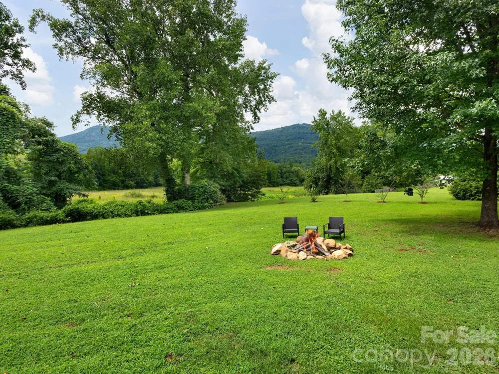 364 Hallelujah Hill Lane Columbus, NC 28722