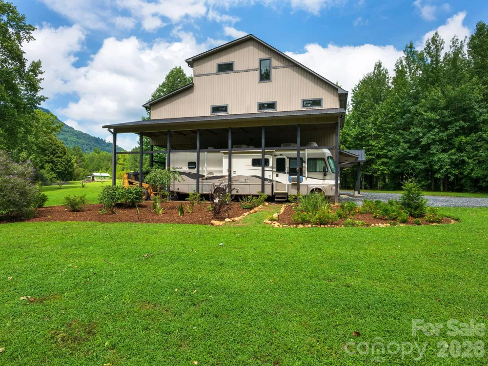 364 Hallelujah Hill Lane Columbus, NC 28722