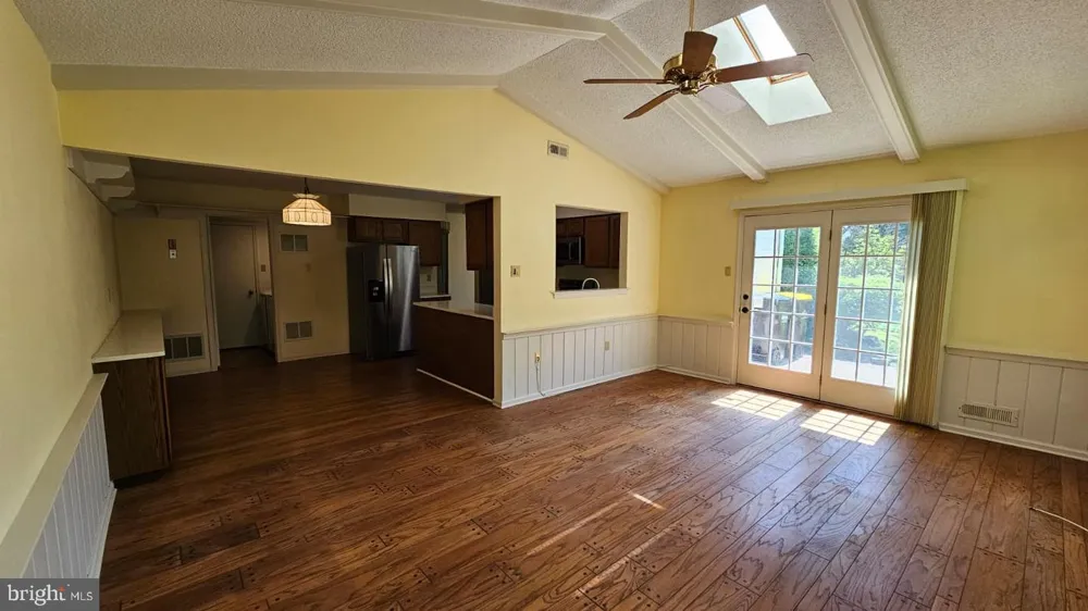 1 LAUREL CIRCLE Newtown, PA 18940
