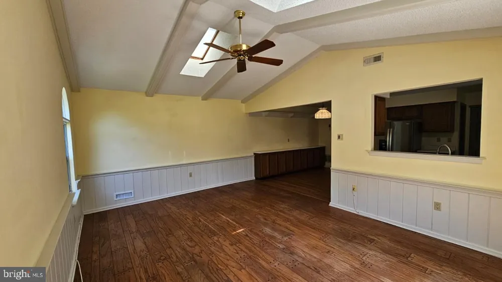 1 LAUREL CIRCLE Newtown, PA 18940