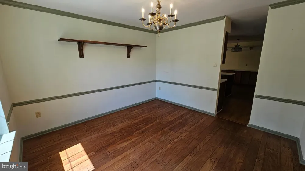 1 LAUREL CIRCLE Newtown, PA 18940