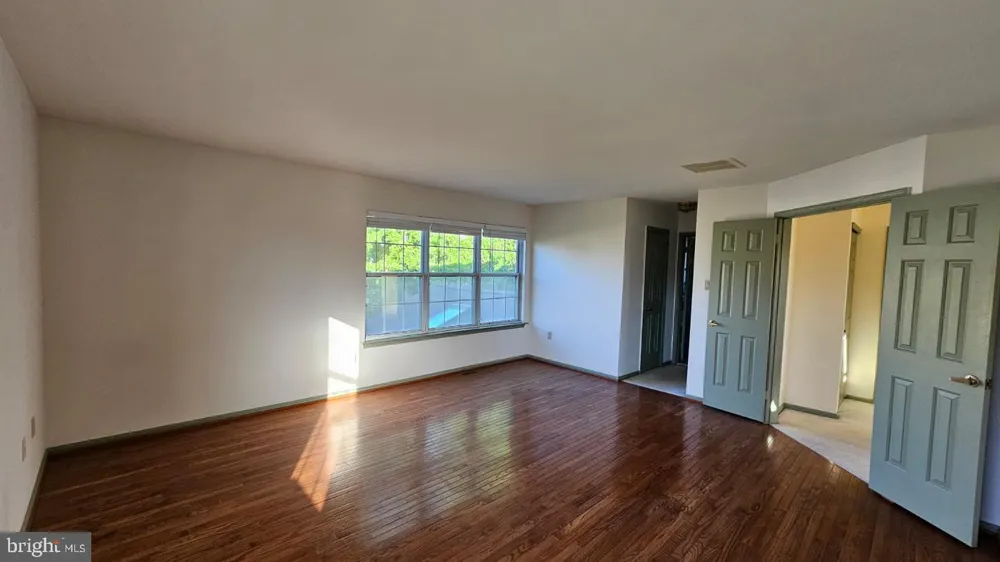 1 LAUREL CIRCLE Newtown, PA 18940