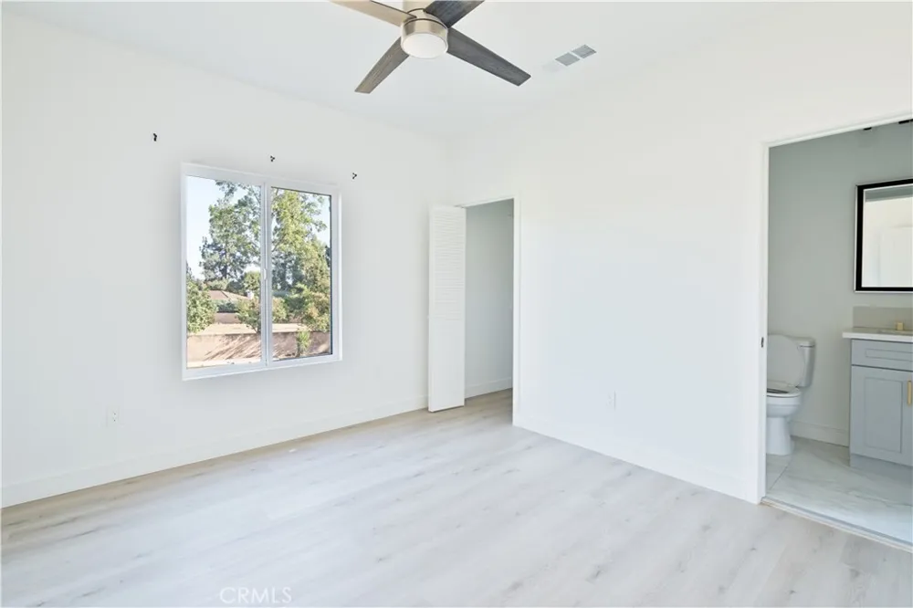 9720 Tunney Northridge, CA 91324