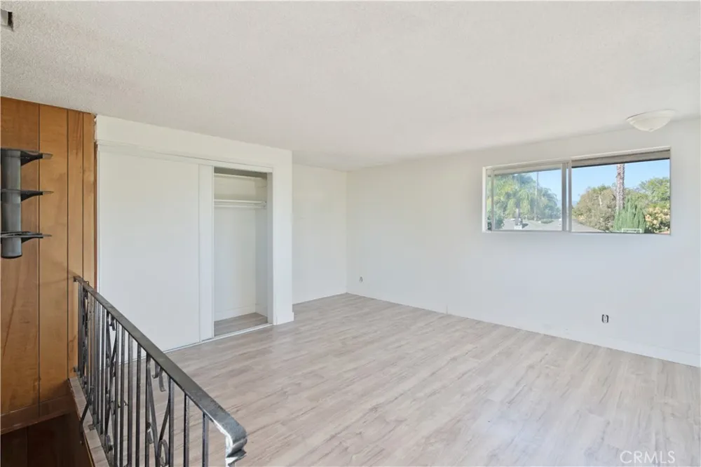 9720 Tunney Northridge, CA 91324