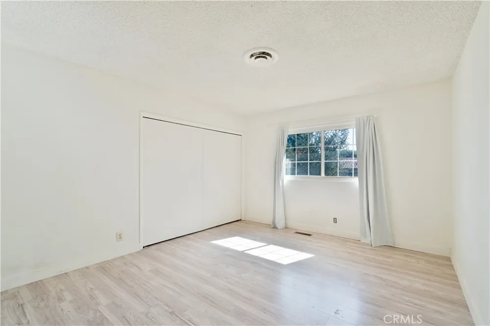 9720 Tunney Northridge, CA 91324