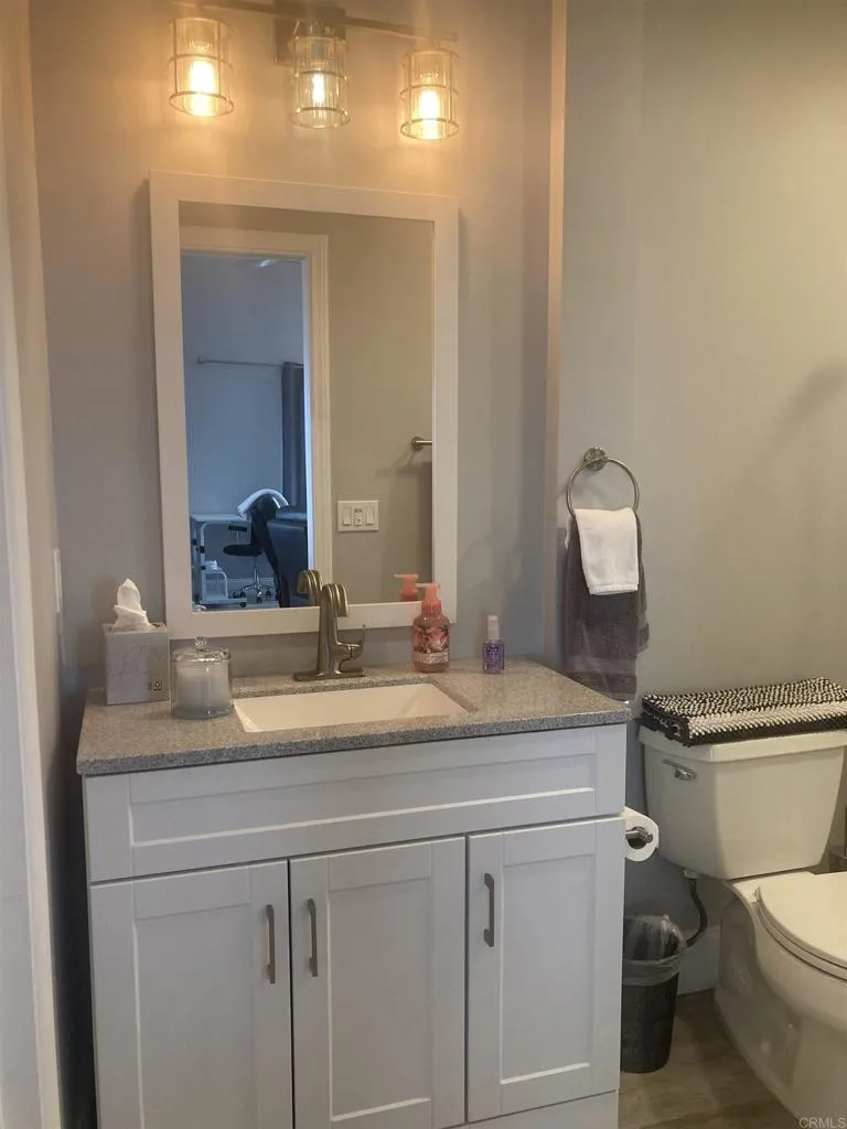2812 Sombrosa Street Carlsbad, CA 92009