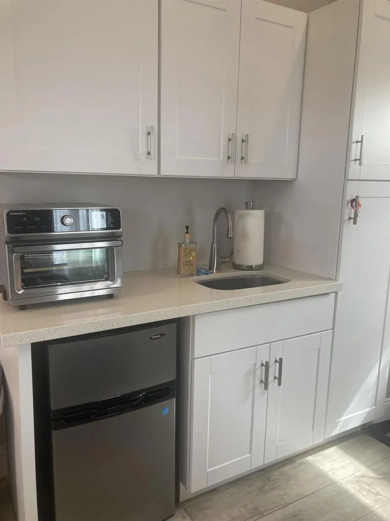 2812 Sombrosa Street Carlsbad, CA 92009