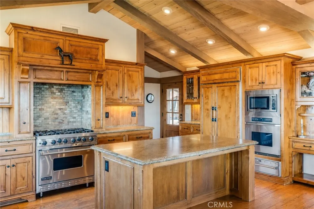 3110 Acampo Los Olivos, CA 93441