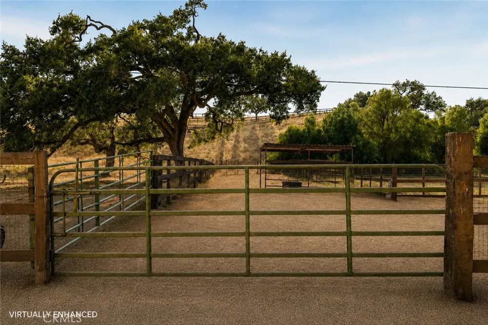 3110 Acampo Los Olivos, CA 93441