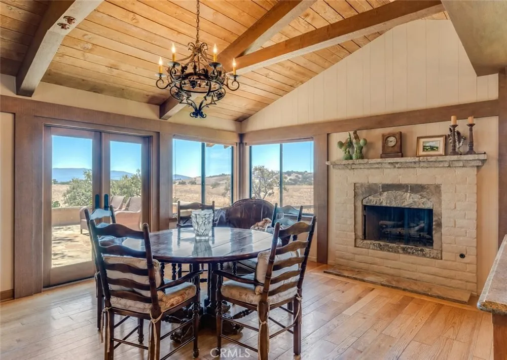 3110 Acampo Los Olivos, CA 93441