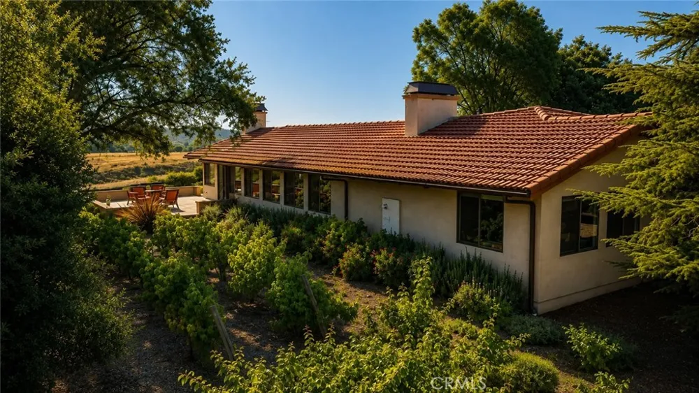 3110 Acampo Los Olivos, CA 93441
