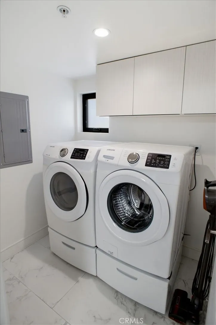 829 Martel Los Angeles, CA 90046