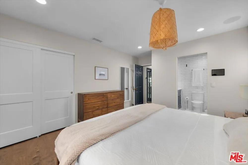 8116 Romaine Street West Hollywood, CA 90046