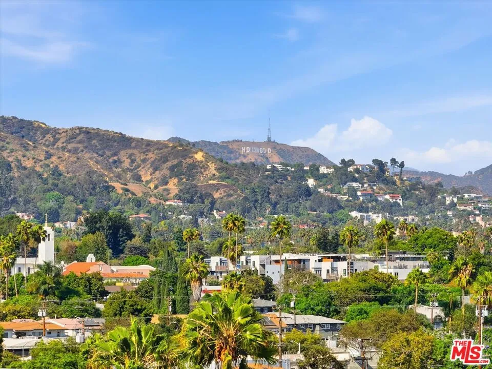 8116 Romaine Street West Hollywood, CA 90046