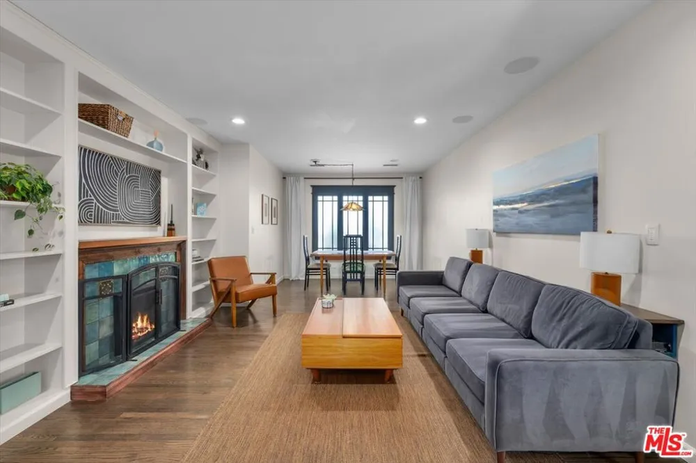 8116 Romaine Street West Hollywood, CA 90046
