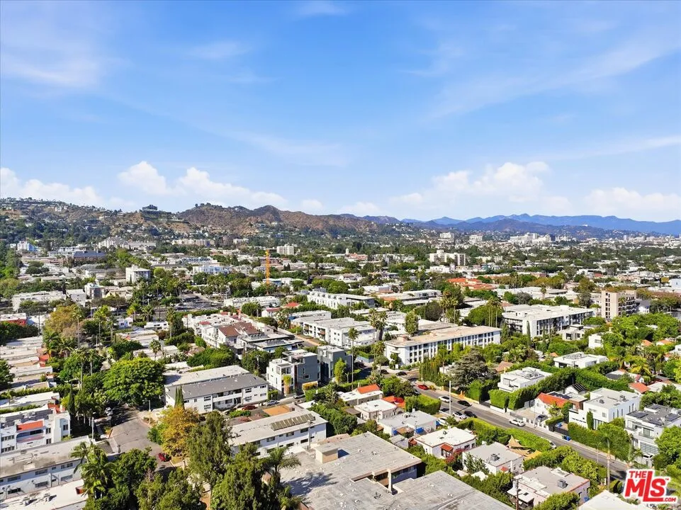 8116 Romaine Street West Hollywood, CA 90046