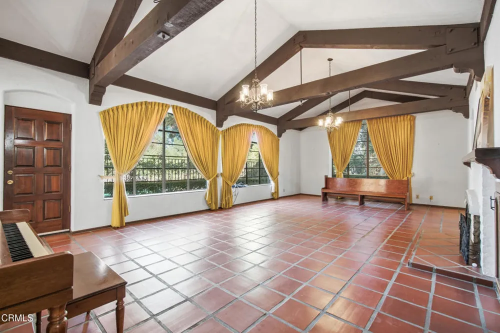 5 Mckevett Santa Paula, CA 93060