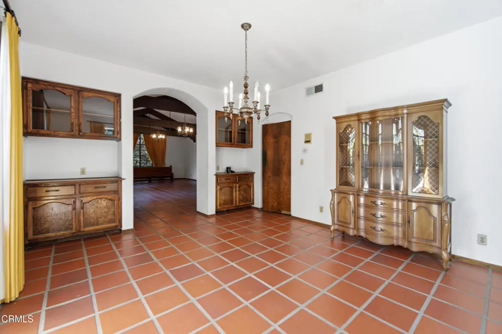 5 Mckevett Santa Paula, CA 93060