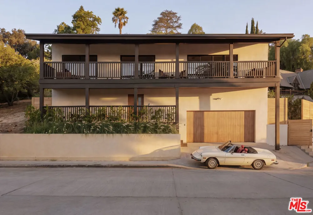 4321 Glenalbyn Drive Los Angeles, CA 90065
