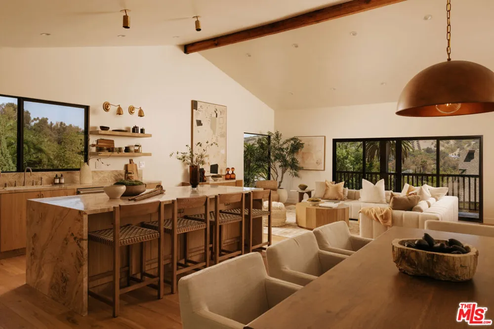 4321 Glenalbyn Drive Los Angeles, CA 90065