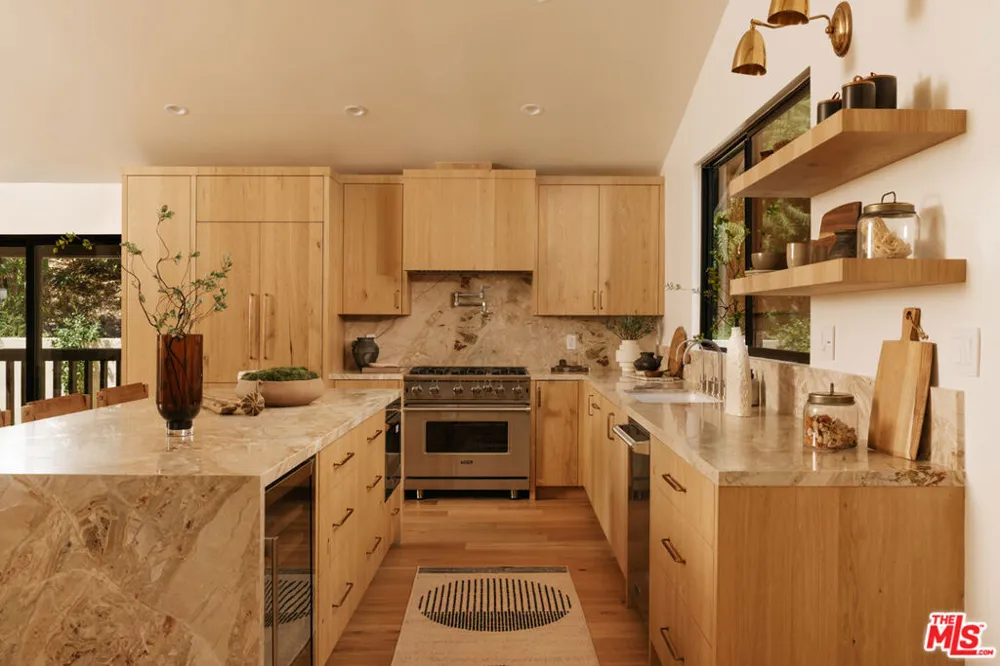 4321 Glenalbyn Drive Los Angeles, CA 90065
