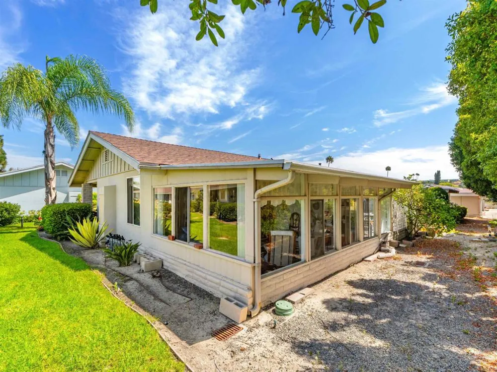 3615 Vista Bella #16 Oceanside, CA 92057