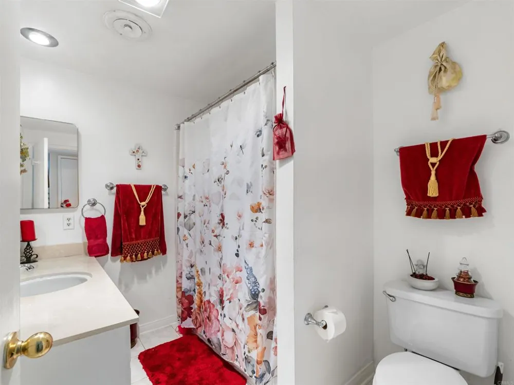 3615 Vista Bella #16 Oceanside, CA 92057