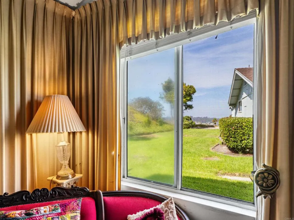3615 Vista Bella #16 Oceanside, CA 92057