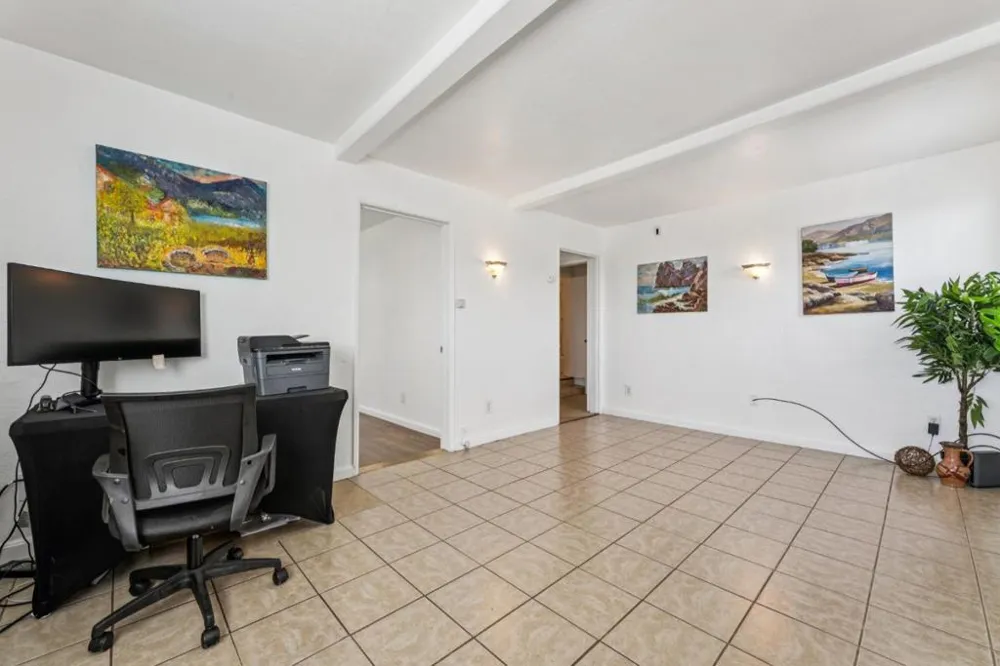 1940 Placer Drive San Leandro, CA 94578