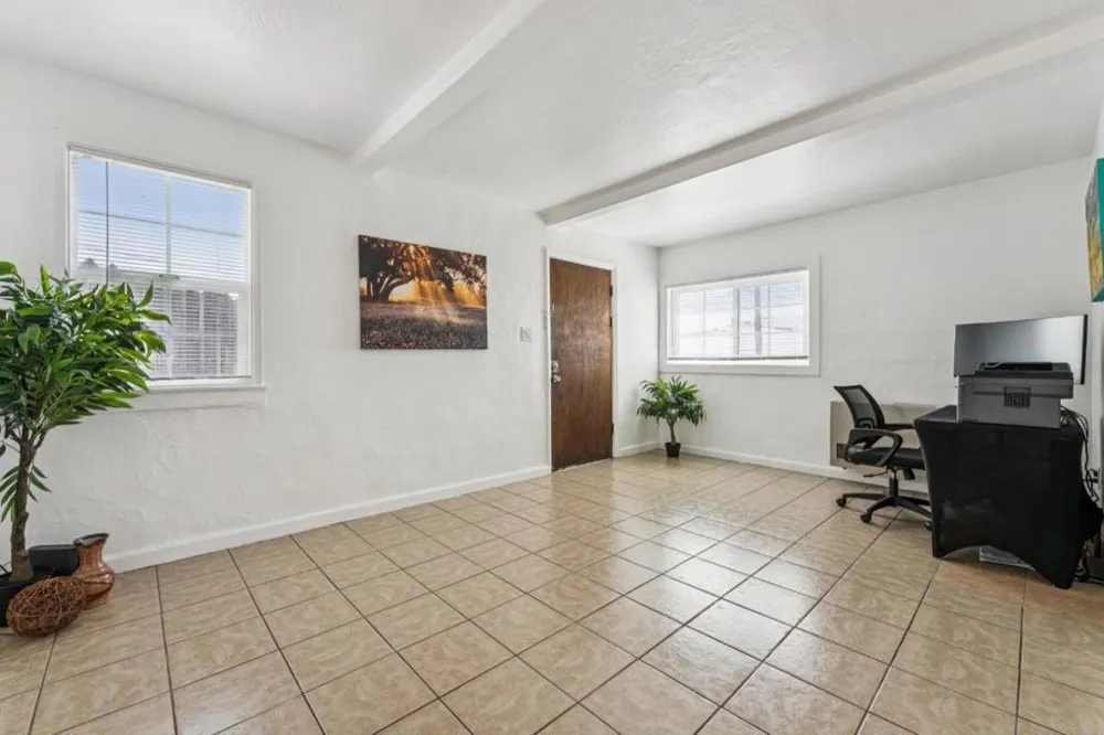 1940 Placer Drive San Leandro, CA 94578