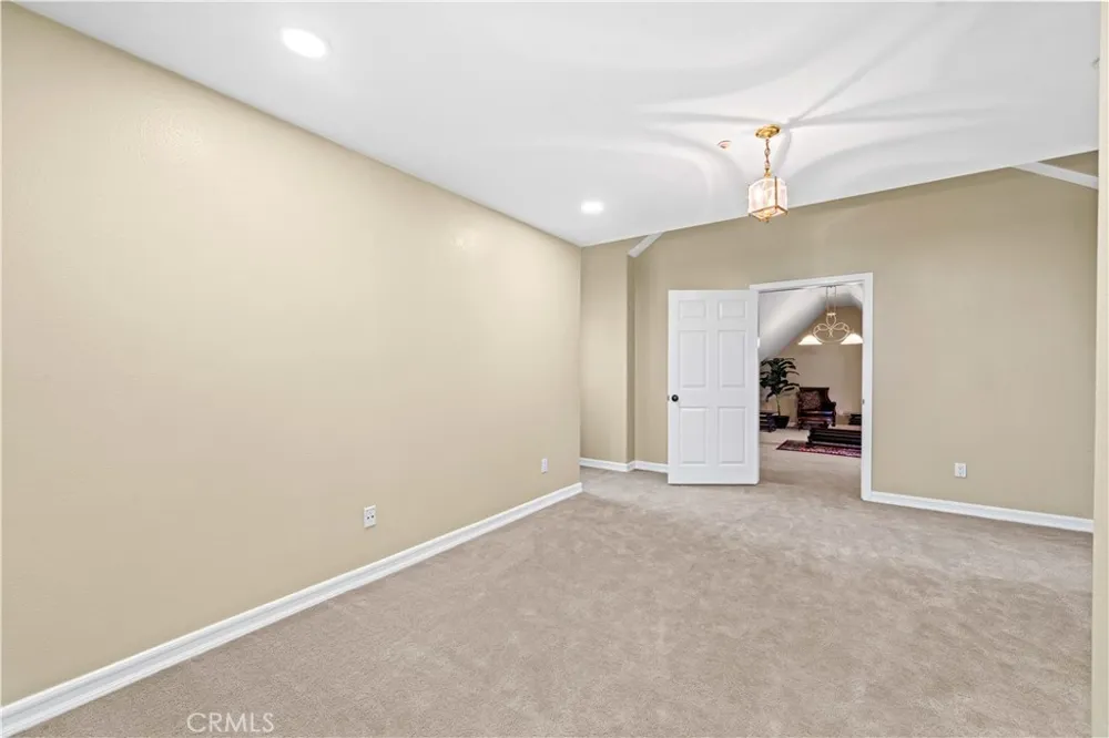 151 Toby Lane Anaheim Hills, CA 92807