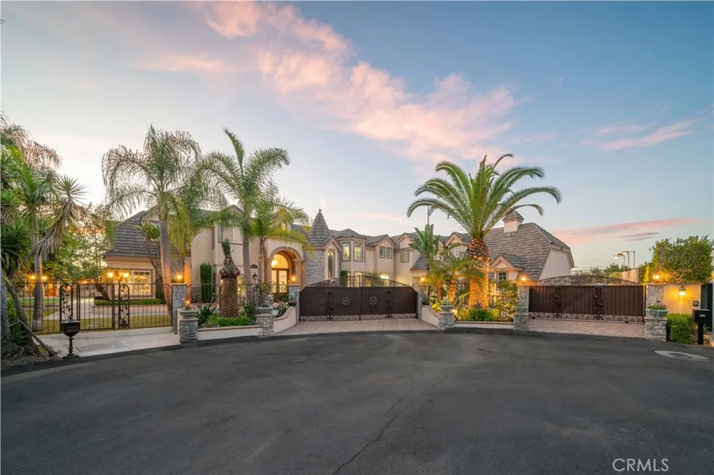 151 Toby Lane Anaheim Hills, CA 92807