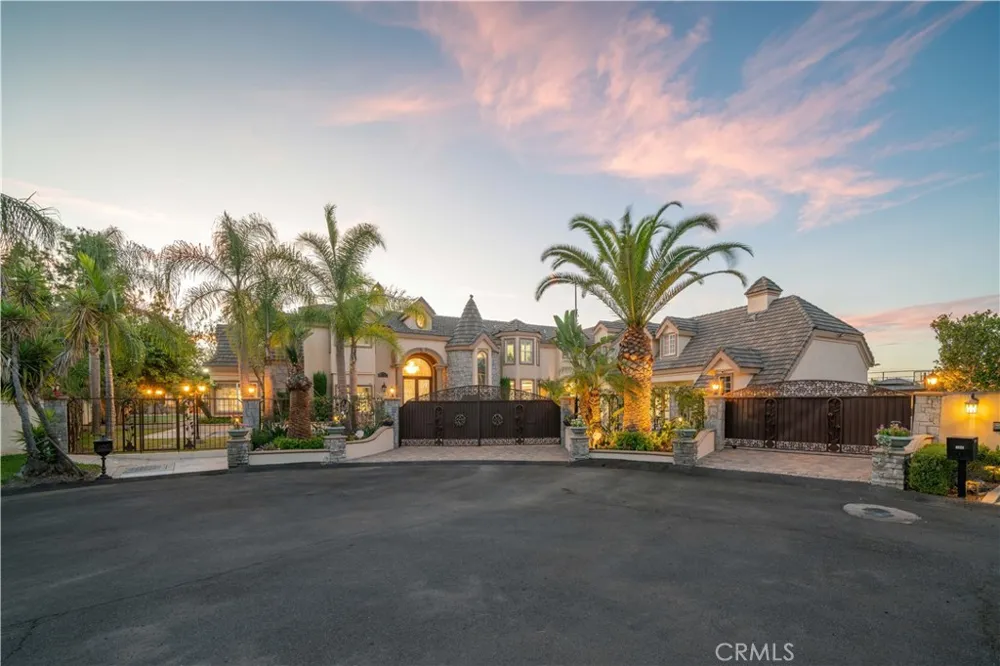 151 Toby Lane Anaheim Hills, CA 92807