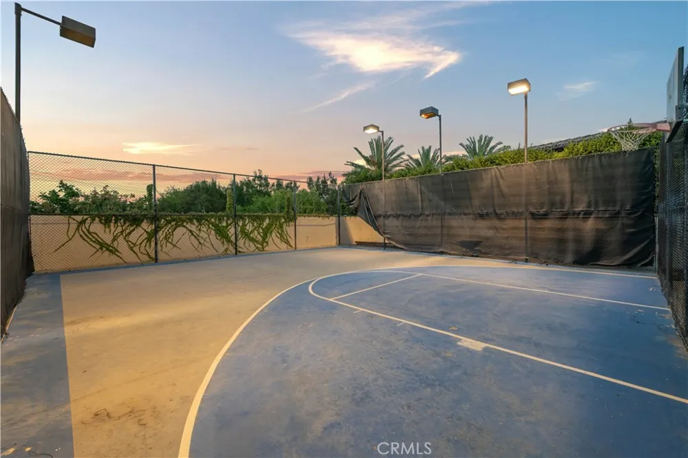 151 Toby Lane Anaheim Hills, CA 92807