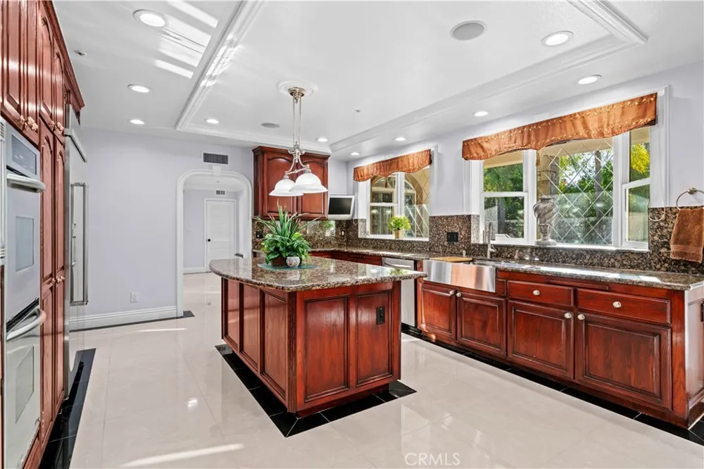 151 Toby Lane Anaheim Hills, CA 92807
