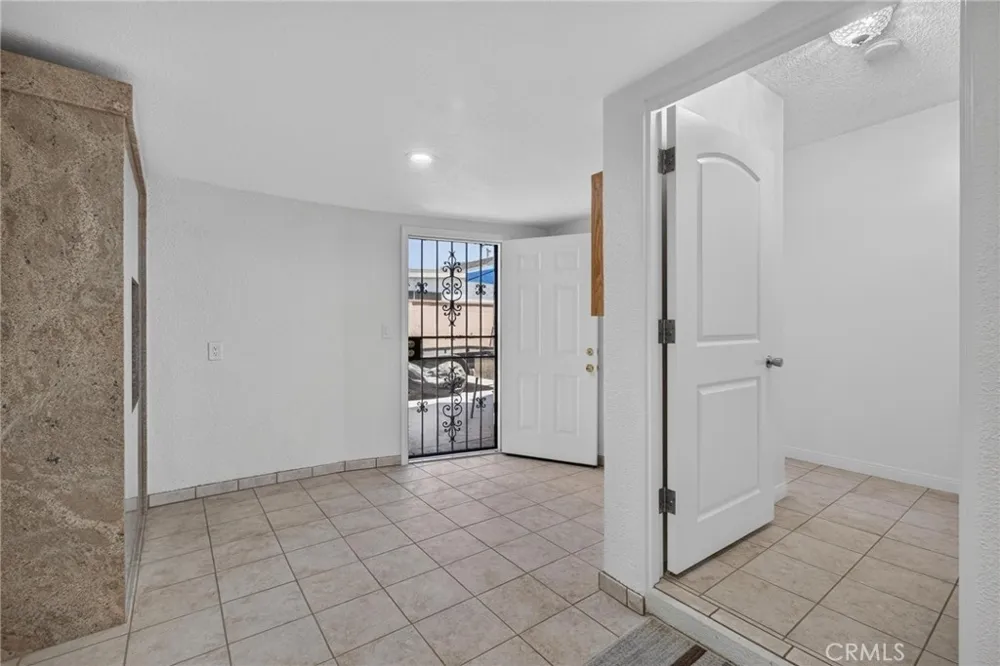 15319 Faysmith Avenue Gardena, CA 90249