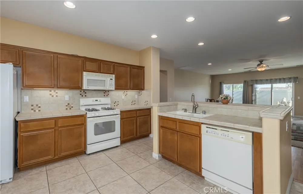 64243 Eagle Mountain Avenue Desert Hot Springs, CA 92240