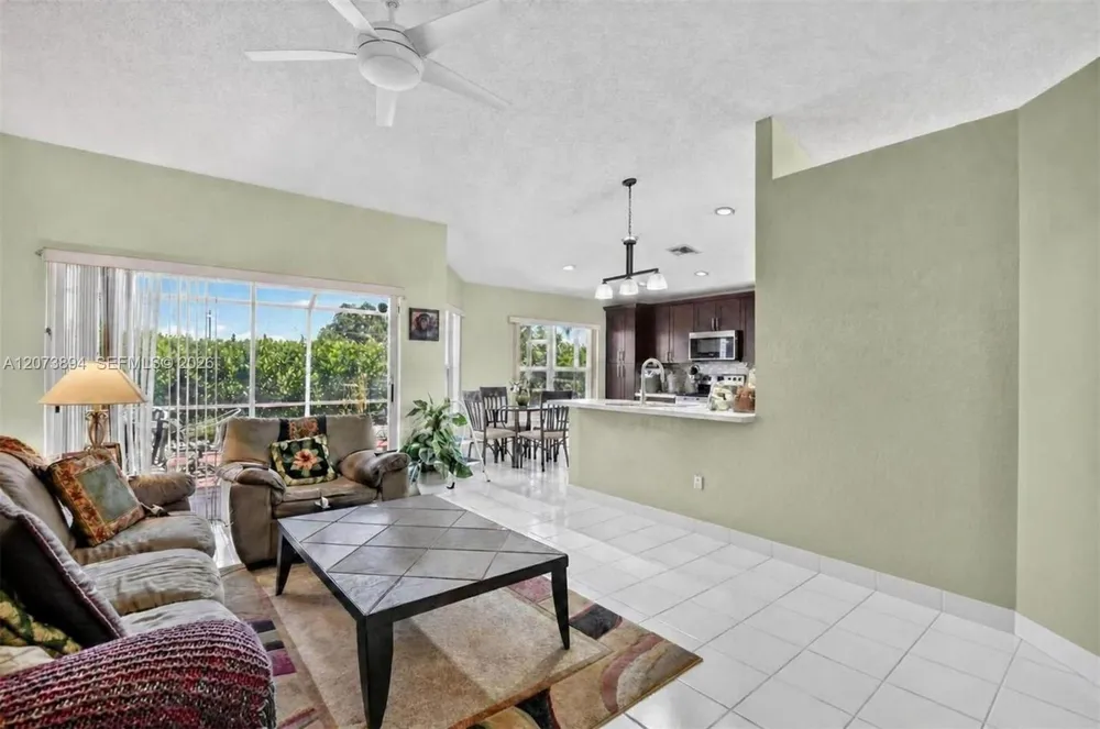 18360 Coral Isles Dr Boca Raton, FL 33498