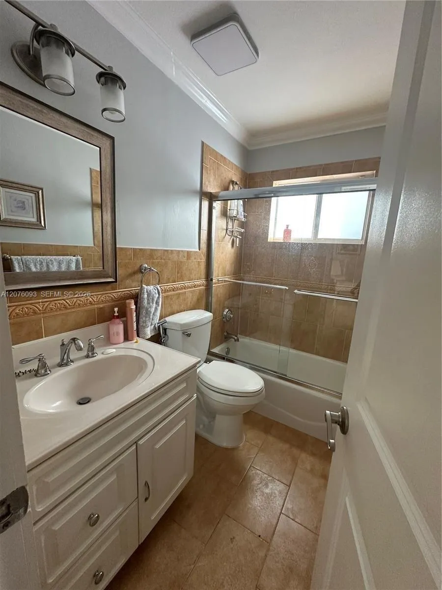 5505 W 14th Ln #0 Hialeah, FL 33012