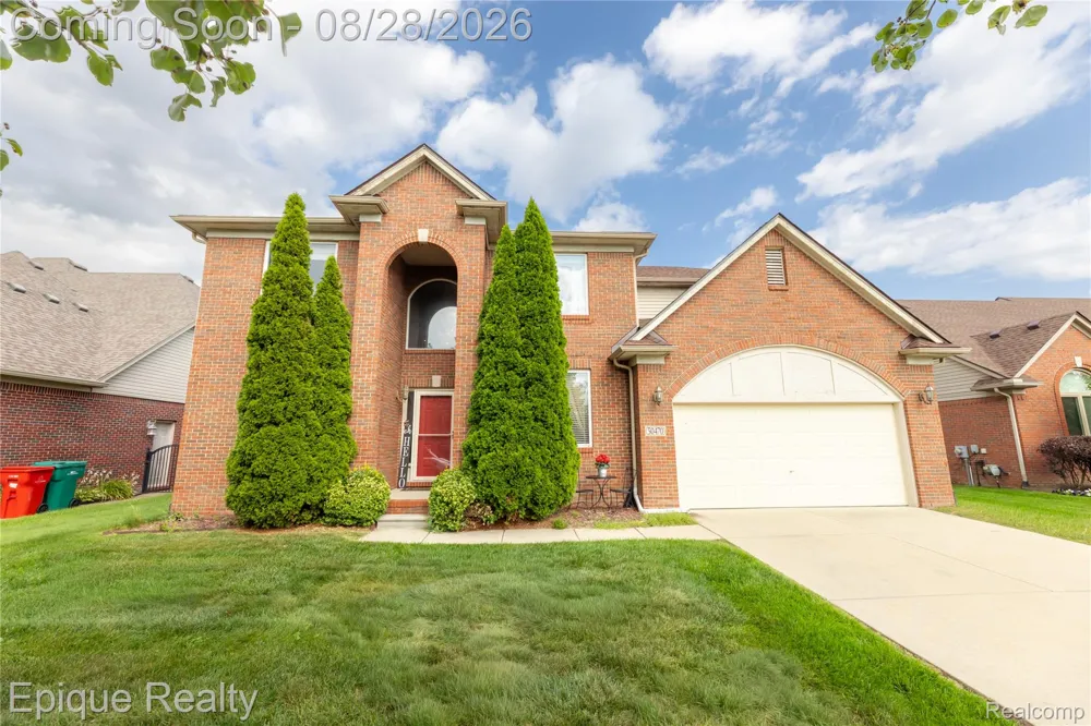 50470 Chief Drive Macomb Township, MI 48044
