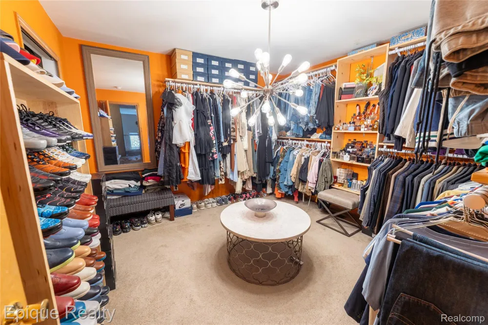 50470 Chief Drive Macomb Township, MI 48044