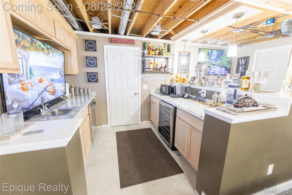 50470 Chief Drive Macomb Township, MI 48044